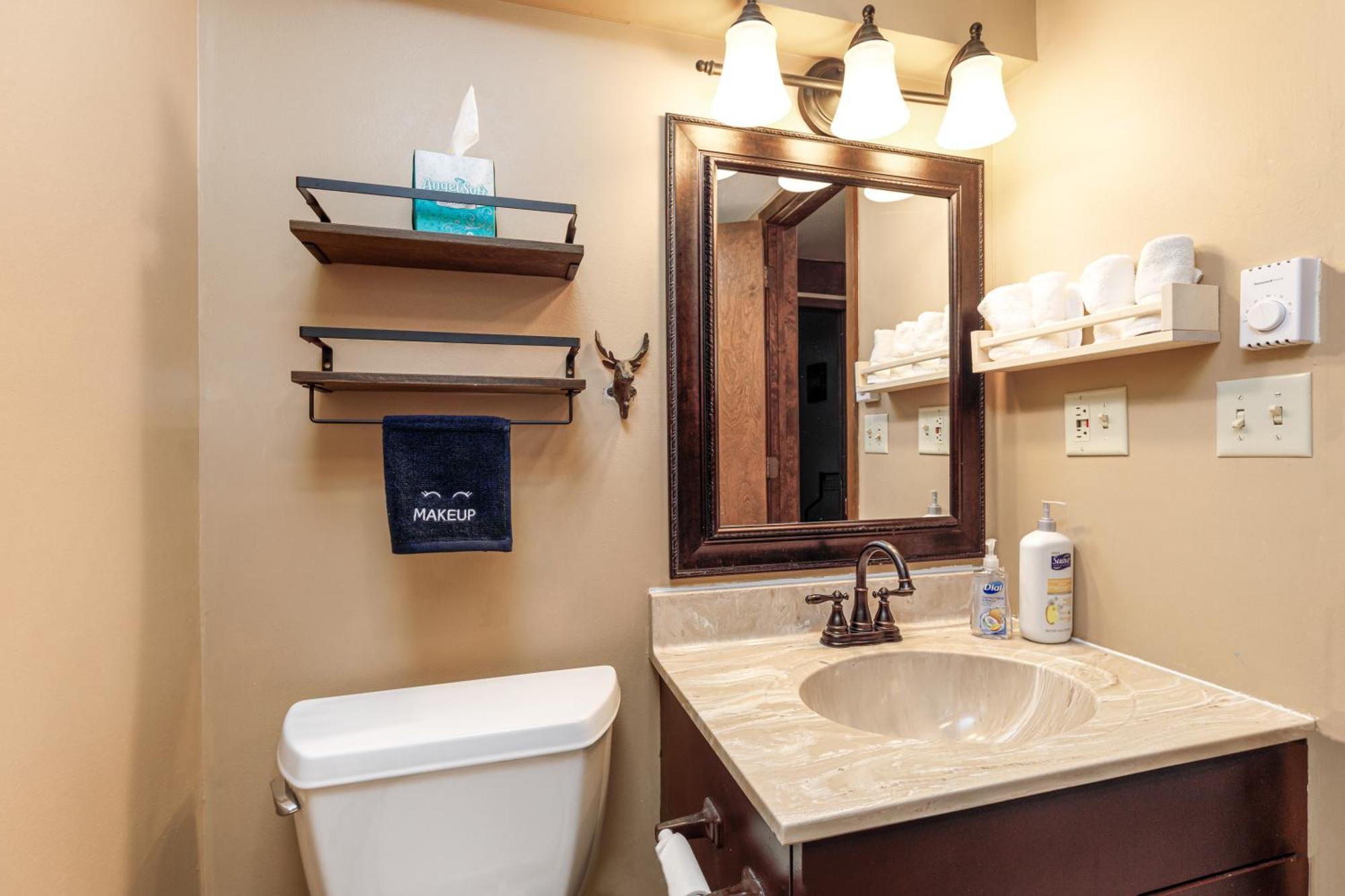 Quiet Home Minutes From Lake Galena & Eagle Ridge Exterior photo